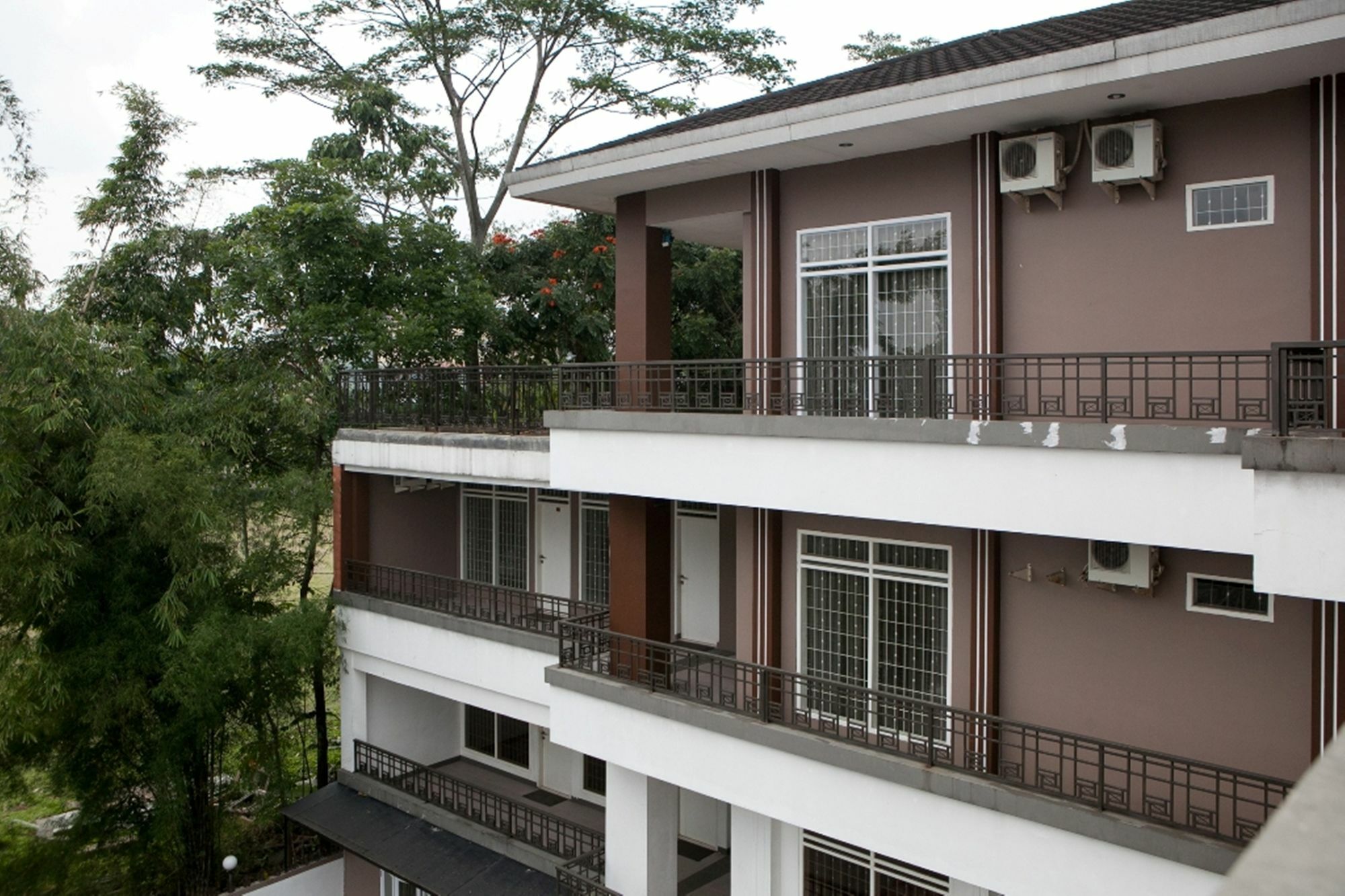 Reddoorz Plus Near Sukajadi 2 Bandung Exterior foto